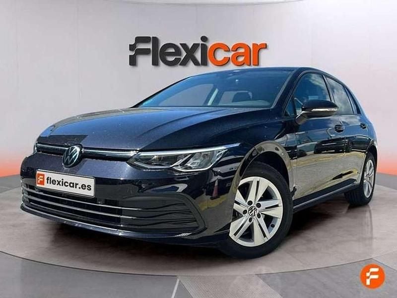 Usado VW Golf VIII 110 CV (80 kW) 2022 Negro Utilitario