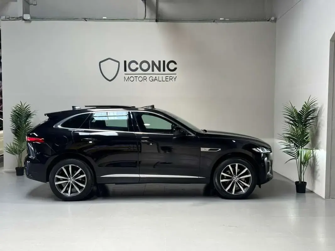 Usado Jaguar F-Pace R-Dynamic 204 CV (150 kW) 2024 Negro SUV
