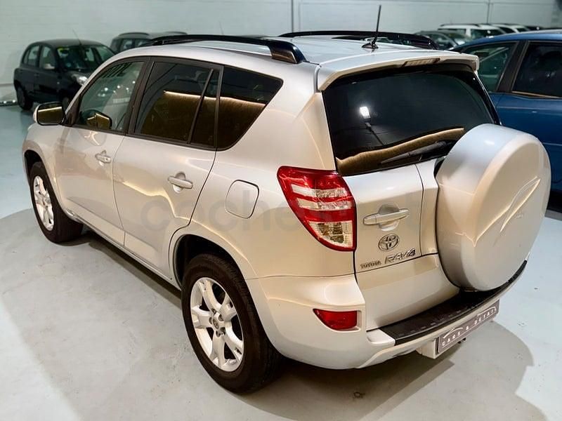 Usado Toyota RAV4 Advance 150 CV (110 kW) 2009 Gris / plata SUV