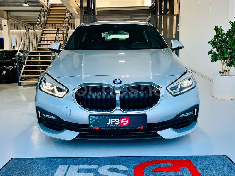 Usado BMW 116 116 CV (85 kW) 2020 Gris / plata Utilitario