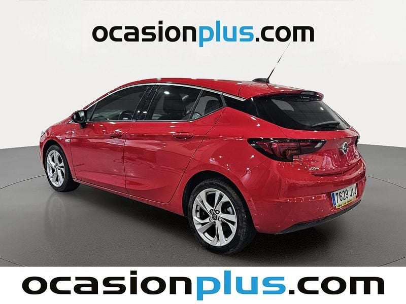 Usado Opel Astra Dynamic 125 CV (91 kW) 2017 Rojo Utilitario