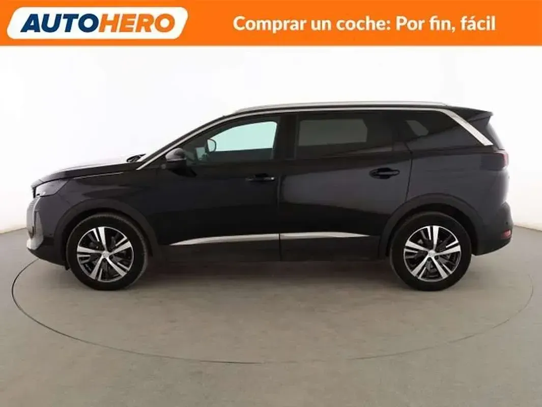 Usado Peugeot 5008 Allure 131 CV (96 kW) 2023 Negro SUV
