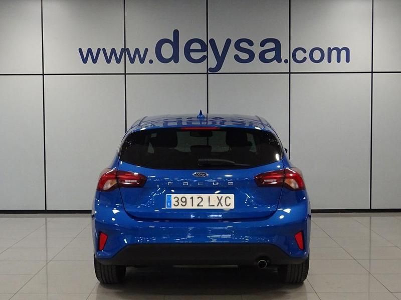 Usado Ford Focus Trend+ 120 CV (88 kW) 2022 Azul Familiar
