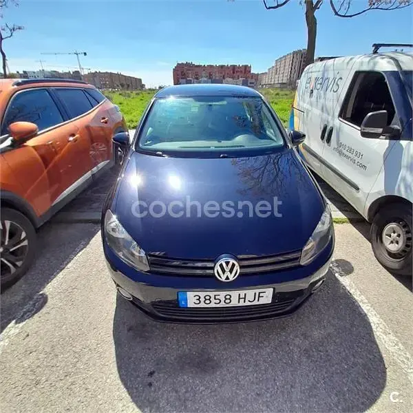 Usado VW Golf VI Advance 105 CV (77 kW) 2011 Negro Utilitario