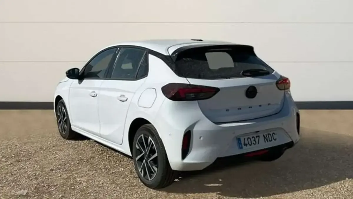 Usado Opel Corsa S 101 CV (74 kW) 2025 Blanco Utilitario
