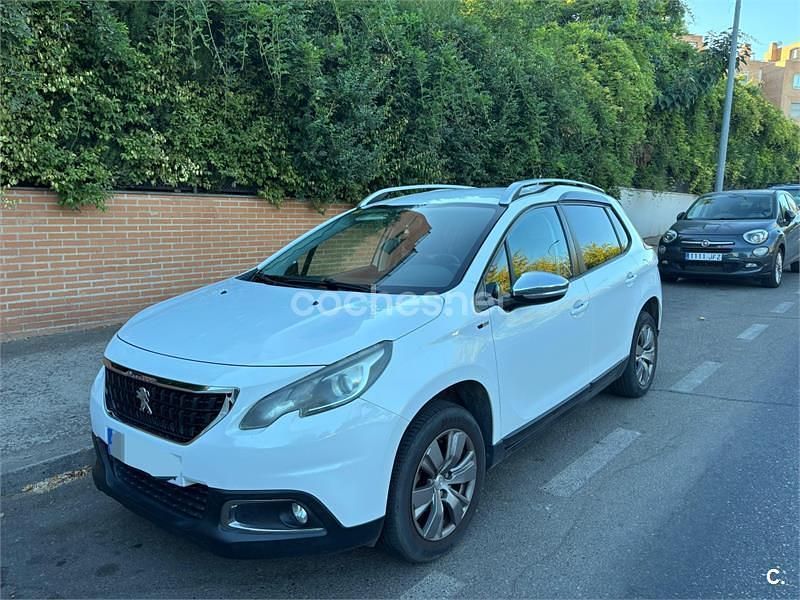 Usado Peugeot 2008 Access 82 CV (60 kW) 2017 Blanco SUV