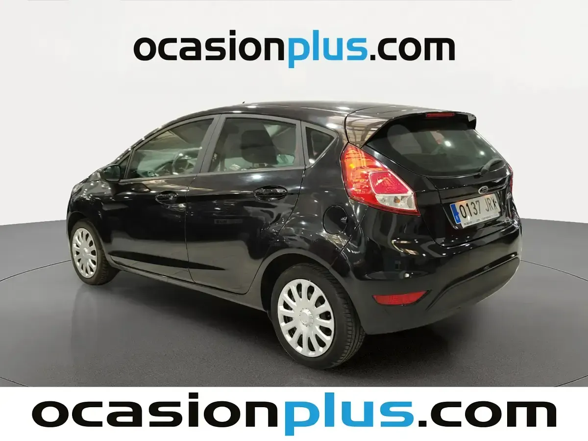 Usado Ford Fiesta Trend 82 HP (60 kW) 2016 Preto Citadino