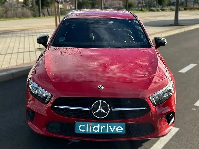 Usado Mercedes A180 116 CV (85 kW) 2019 Rojo Berlina