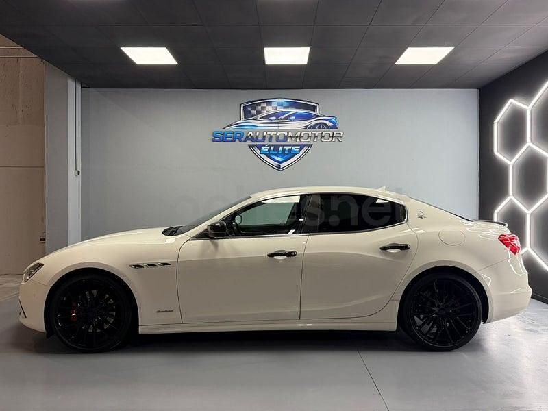 Usado Maserati Ghibli 430 CV (316 kW) 2020 Blanco Berlina