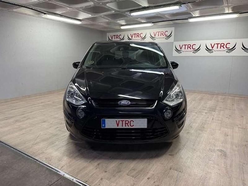 Usado Ford S-MAX Titanium 140 CV (102 kW) 2013 Negro Monovolumen