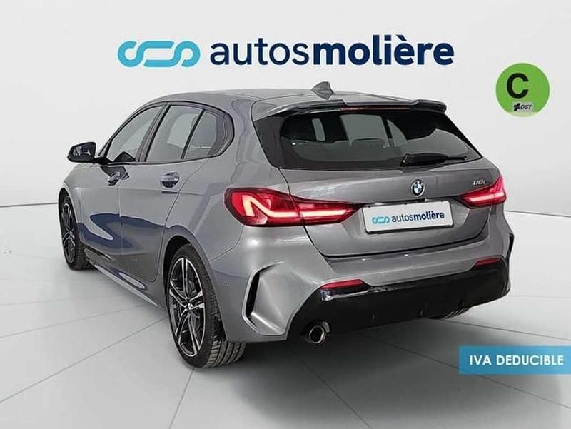 Usado BMW 118 Comfort Edition 136 CV (100 kW) 2023 Gris Utilitario