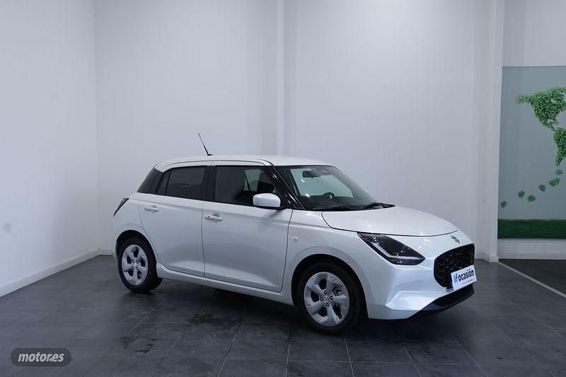 Nuevo Suzuki Swift 83 CV (61 kW) 2025 Blanco Berlina