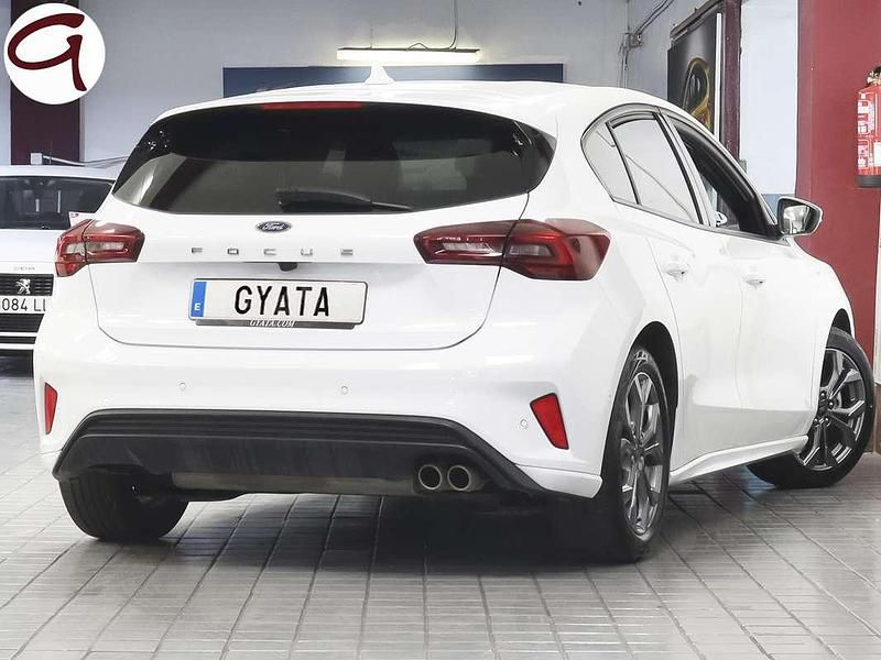 Usado Ford Focus ST-Line 155 CV (114 kW) 2024 Blanco Utilitario