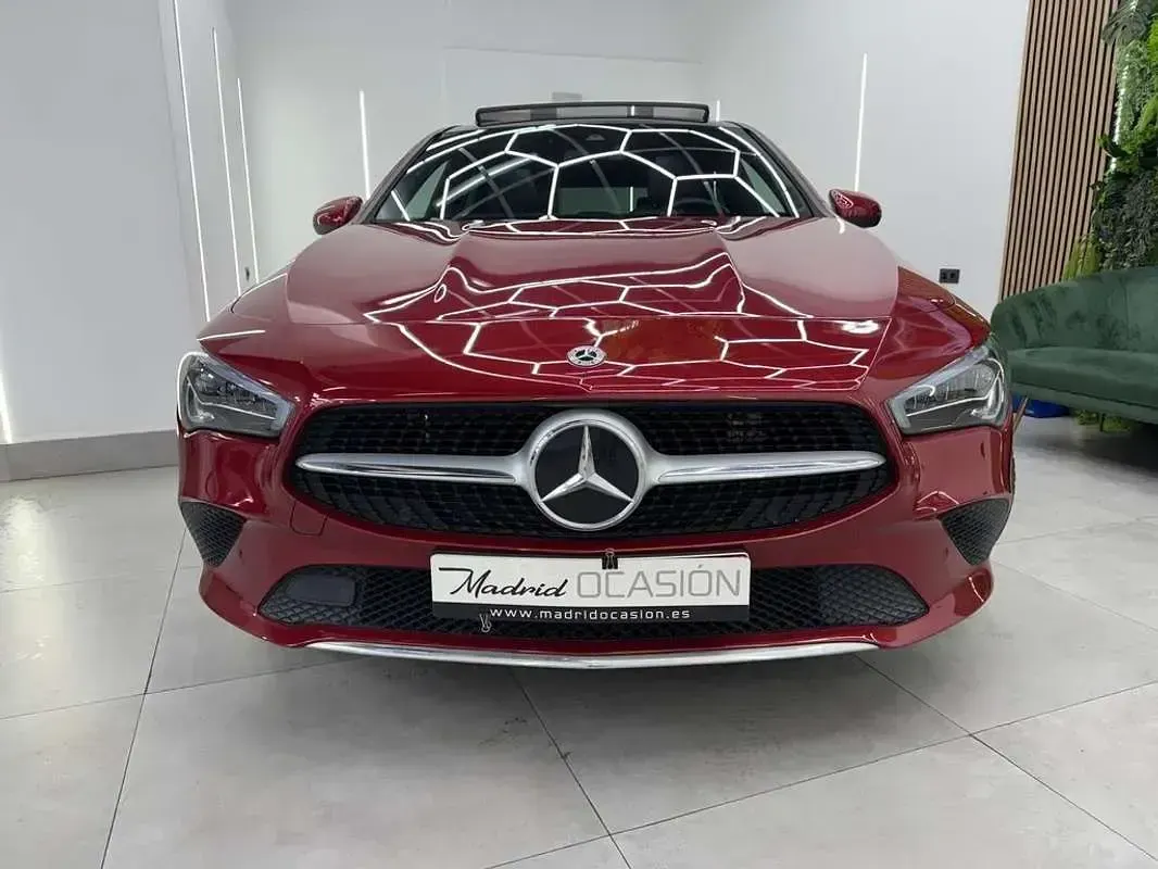 Usado Mercedes CLA250e Shooting Brake 218 CV (160 kW) 2021 Rojo Familiar