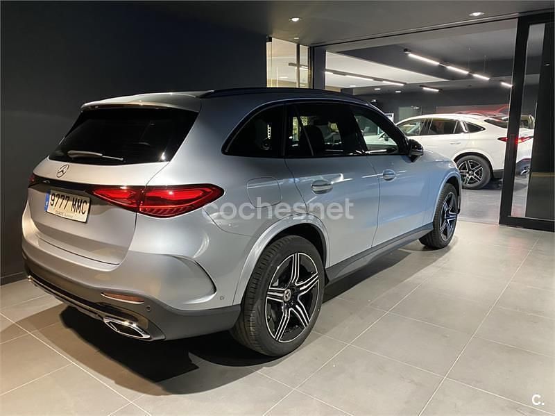 Usado Mercedes GLC300e 333 CV (244 kW) 2023 Gris / plata SUV