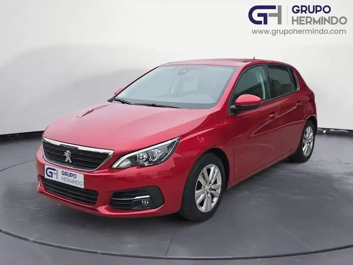 Usado Peugeot 308 Active 130 CV (95 kW) 2021 Rojo Berlina