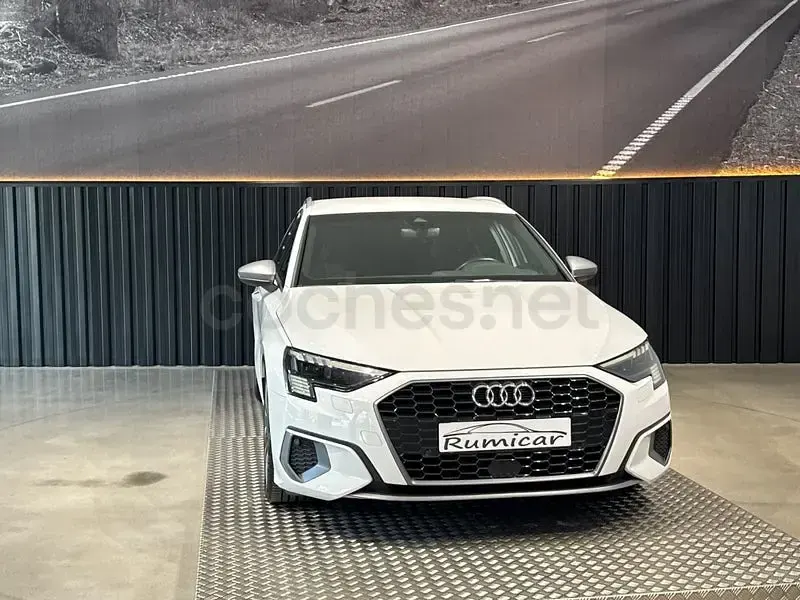 Usado Audi A3 S-Line 150 CV (110 kW) 2021 Blanco Berlina