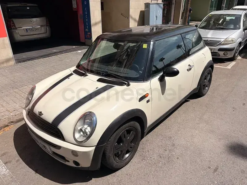 Używany Mini Cooper 116 KM (85 kW) 2006 Beżowy Hatchback