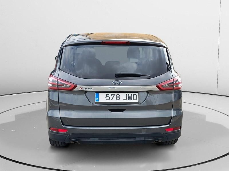 Usado Ford S-MAX Titanium S 150 CV (110 kW) 2016 Gris Monovolumen