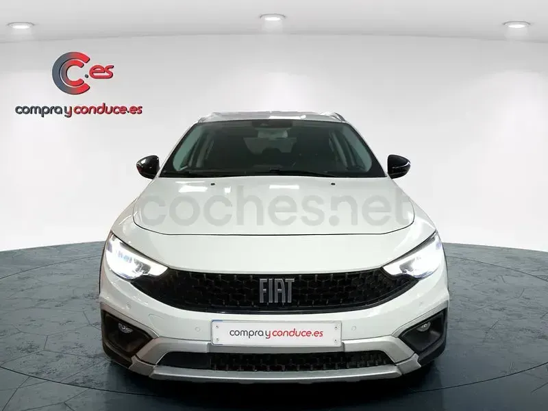 Usado Fiat Tipo Cross 101 CV (74 kW) 2022 Blanco Berlina