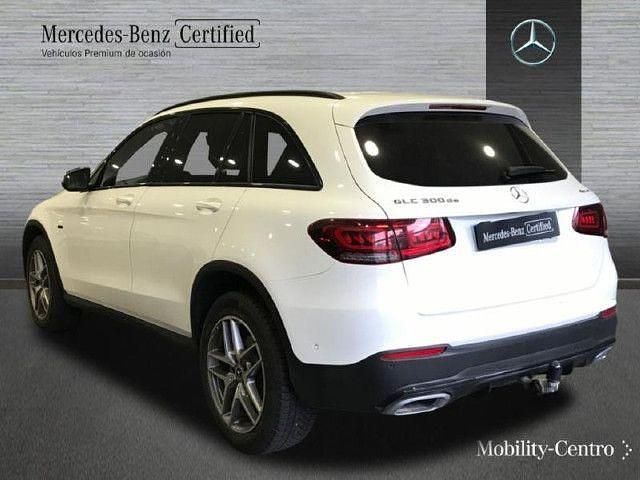Usado Mercedes GLC300e 306 CV (225 kW) 2020 Blanco polar SUV