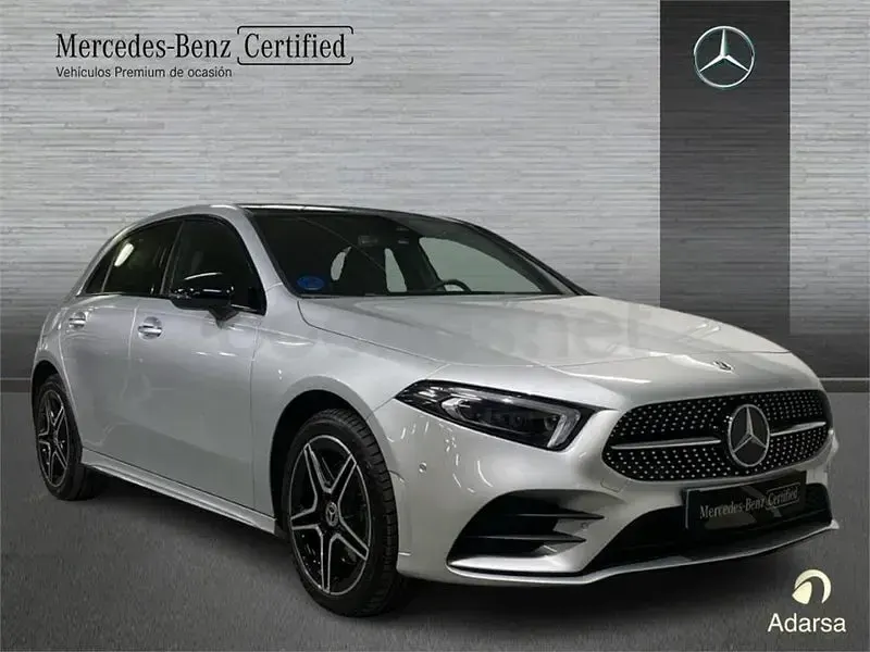 Usado Mercedes A250 218 CV (160 kW) 2022 Negro Berlina