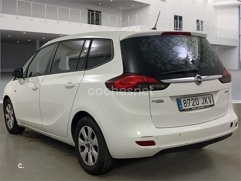 Usado Opel Zafira Tourer Expression 120 CV (88 kW) 2015 Blanco Monovolumen