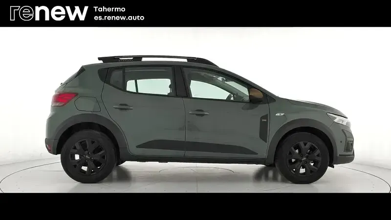 Usado Dacia Sandero Extreme 100 CV (73 kW) 2025 Verde Berlina