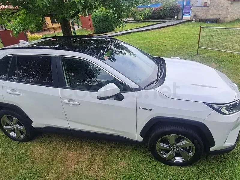 Usado Toyota RAV4 Hybrid Advance 218 CV (160 kW) 2019 Blanco SUV