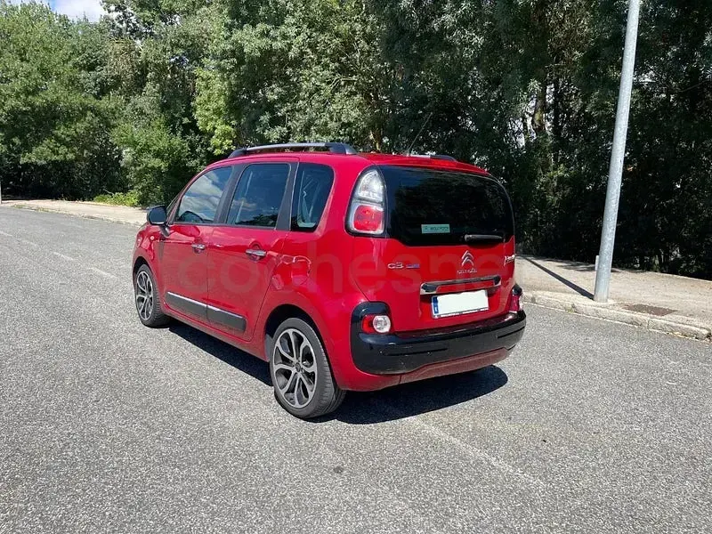 Usado Citroën C3 Picasso 99 CV (72 kW) 2015 Rojo Monovolumen