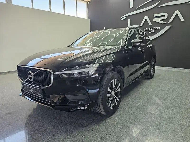 Usado Volvo XC60 Momentum 190 CV (139 kW) 2020 Negro SUV