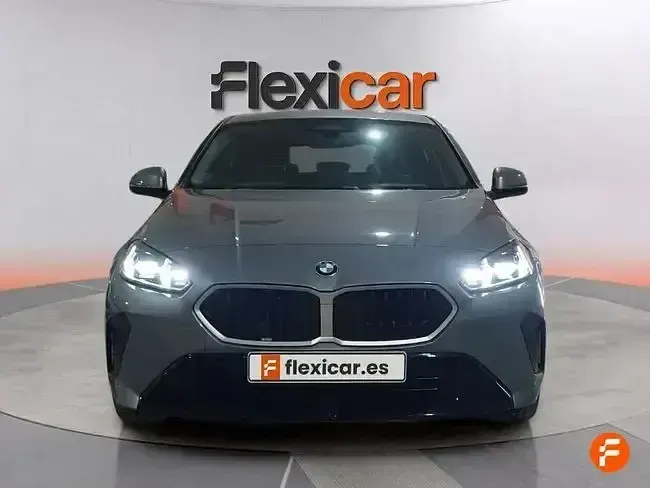 Używany BMW 120 163 KM (119 kW) 2025 Szary Hatchback