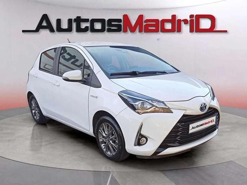 Blanco Usado 2019 Toyota Yaris Hybrid Active Berlina | 13.990 € (Buen precio) - Imagen 1/4