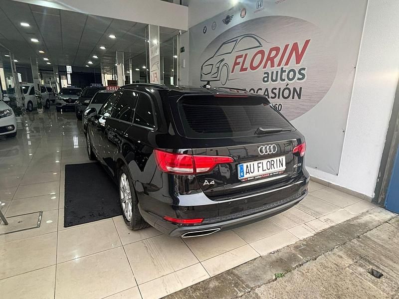 Usado Audi A4 Advanced 190 CV (139 kW) 2019 Negro Familiar