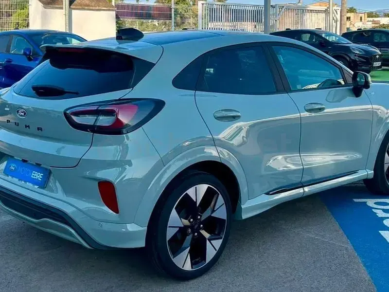 Usado Ford Puma ST-Line X 155 CV (114 kW) 2025 Gris / plata SUV