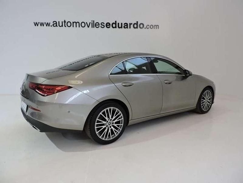 Usado Mercedes CLA200 Business 150 CV (110 kW) 2020 Gris Coupe