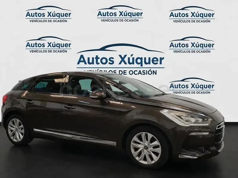 Usado Citroën DS5 Style 163 CV (119 kW) 2013 Marrón Utilitario