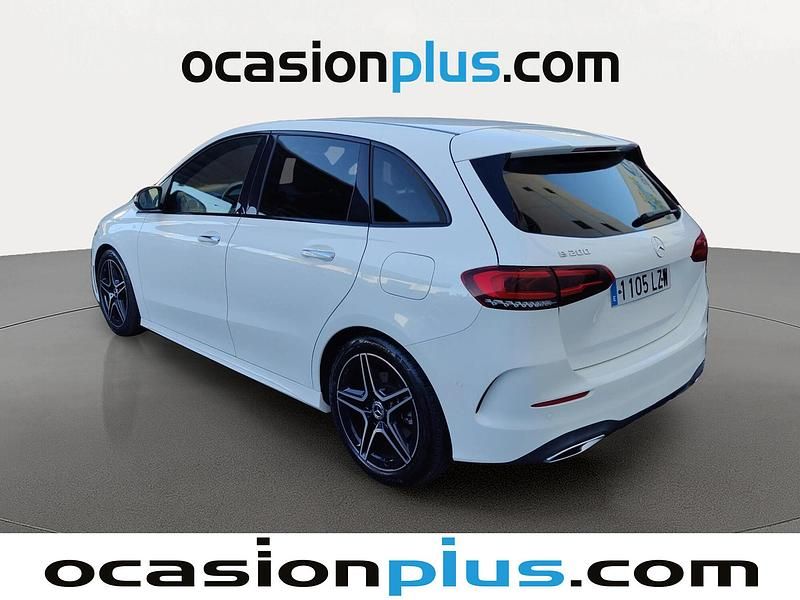 Usado Mercedes B200 163 CV (119 kW) 2022 Blanco Monovolumen