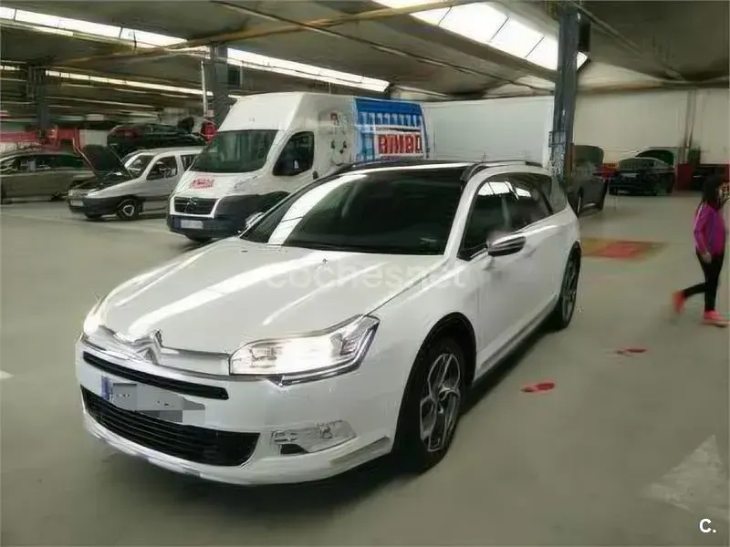 Usado Citroën C5 163 CV (119 kW) 2014 Blanco Familiar