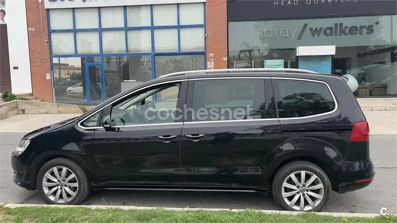 Usado VW Sharan Advance 140 CV (102 kW) 2011 Negro Monovolumen