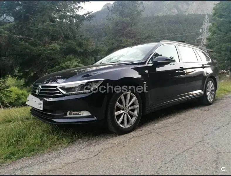 Usado VW Passat Advance 150 CV (110 kW) 2016 Negro Familiar