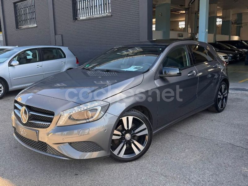 Gris / plata Usado 2015 Mercedes A220 Urban Berlina | 19.999 € (Precio justo) - Imagen 1/4