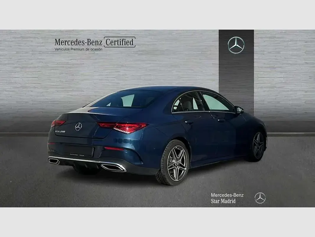 Usado Mercedes CLA200 163 CV (119 kW) 2022 Azul Berlina
