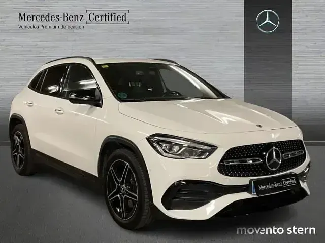 Usado Mercedes GLA200 163 CV (119 kW) 2020 Blanco SUV
