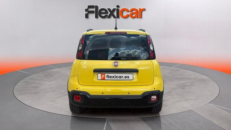 Usado Fiat Panda Cross Cross 71 CV (52 kW) 2024 Amarillo Utilitario