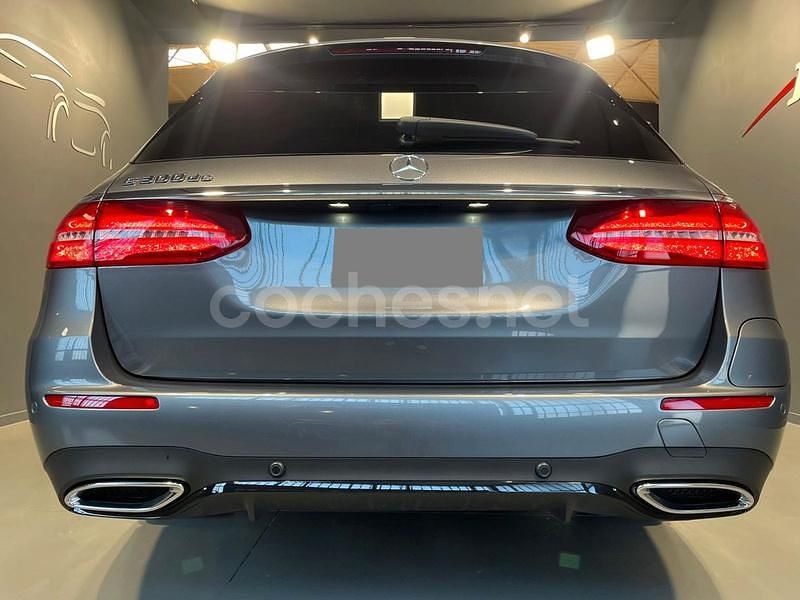 Gris / plata Usado 2019 Mercedes E300 Familiar | 37.900 € (Caro) - Imagen 1/4