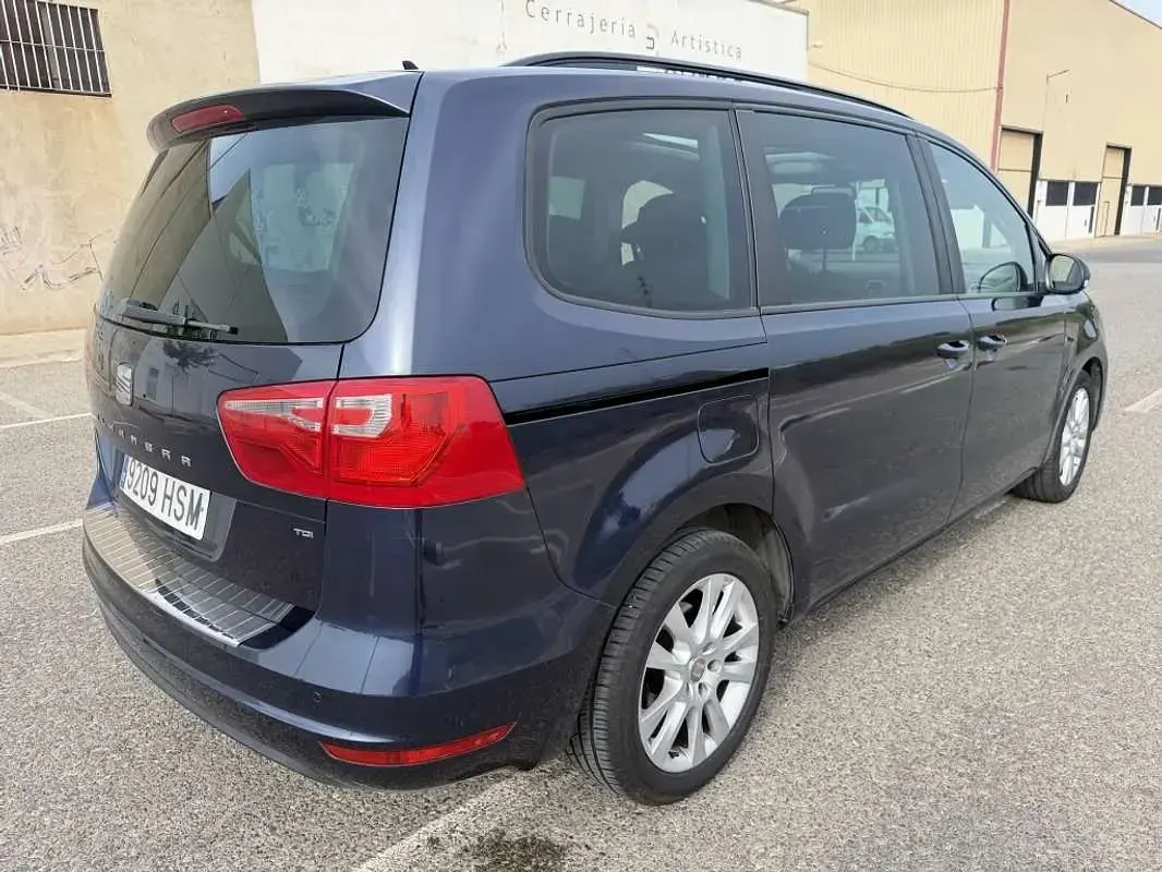 Usado VW Sharan Advance 177 CV (130 kW) 2013 Azul Monovolumen