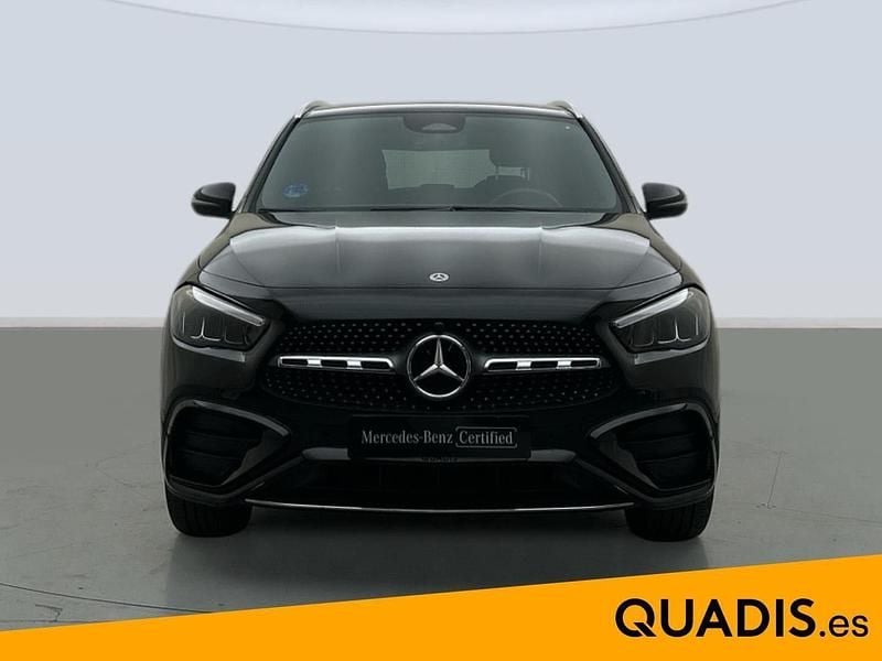 Usado Mercedes GLA250 AMG line 218 CV (160 kW) 2025 Negro noche SUV