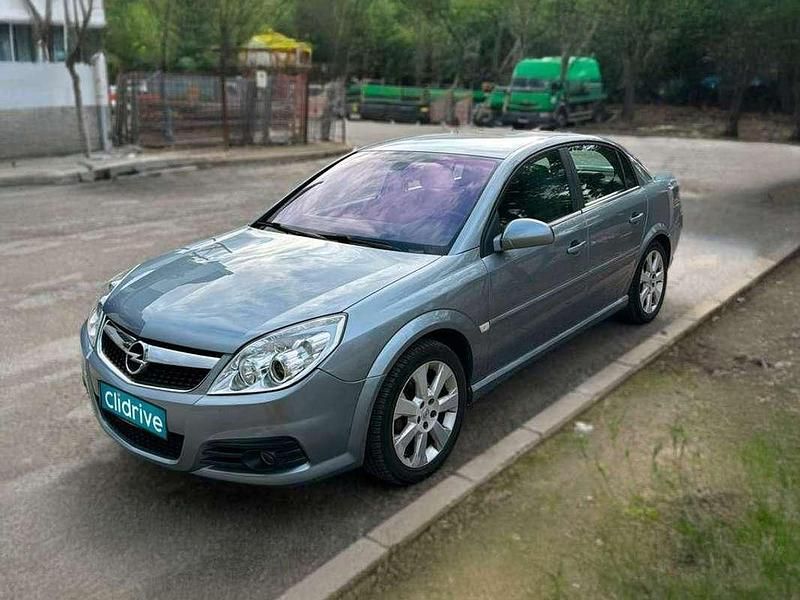 Usado Opel Vectra Elegance 150 CV (110 kW) 2006 Gris Berlina