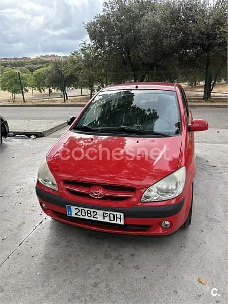 Rojo Usado 2006 Hyundai Getz SE Utilitario | 3300 € (Buen precio) - Imagen 1/4